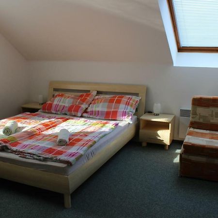 Apartman V Podskali ฮลูโบกา นาด เวิลตาวู ภายนอก รูปภาพ